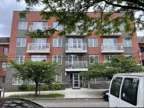 32-15 Leavitt Street, Flushing, NY 11354