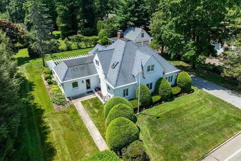 720 Washington Drive, Centerport, NY 11721