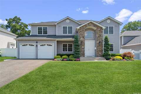 14 Rachel Avenue, Commack, NY 11725