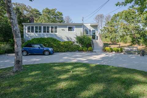 23 Old Canoe Place Road, Hampton Bays, NY 11946