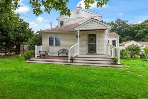 528 3rd Street, East Northport, NY 11731