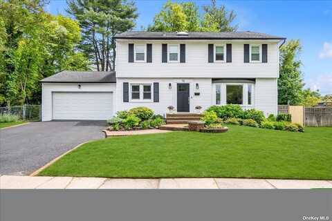 76 Moss Lane, Jericho, NY 11753