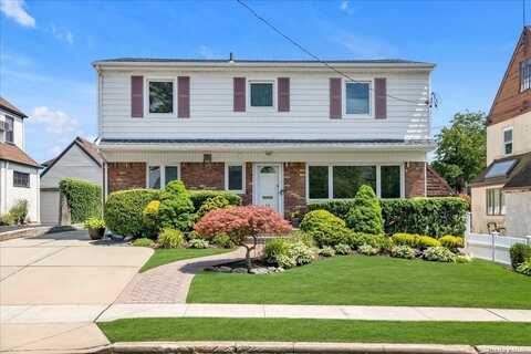 12 Murdock Road, East Rockaway, NY 11518