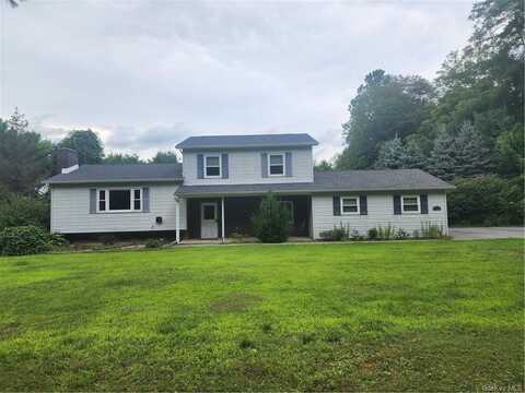 523 Old Hopewell Road, Hopewell Junction, NY 12533