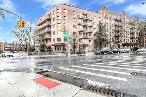 118-82 Metropolitan Avenue, Kew Gardens, NY 11415