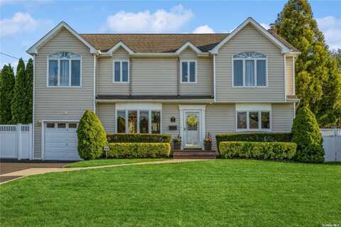 42 Sylvia Drive, West Islip, NY 11795