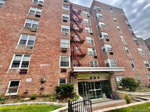 804 Bronx River Road, Yonkers, NY 10708