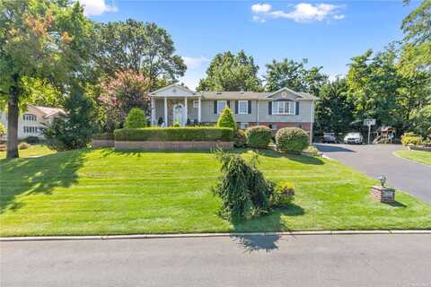 7 Jeffrey Lane, Great Neck, NY 11020