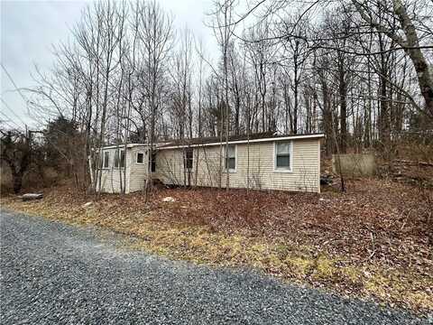 33 Hide Away Lane, Bloomingburg, NY 12721