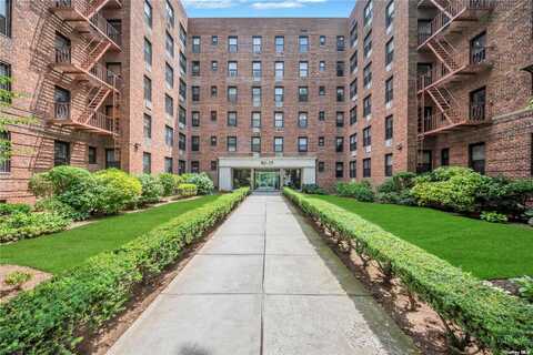 8035 Springfield Blvd, Queens Village, NY 11427