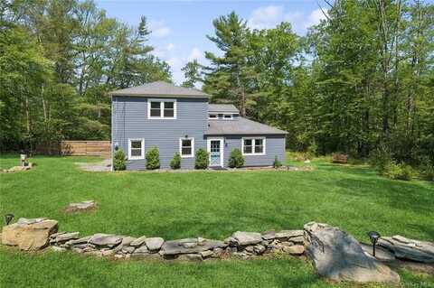 96 White Road, Glen Spey, NY 12737