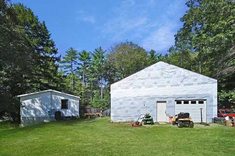 12 Mt Henry Road, Bridgton, ME 04009