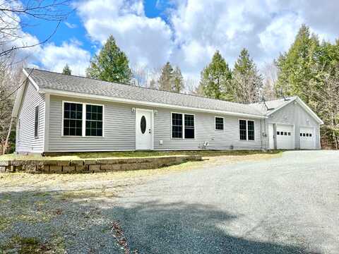 15 Benoit Way, Ellsworth, ME 04605