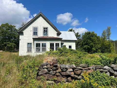 166 Pleasant Street, Rangeley, ME 04970