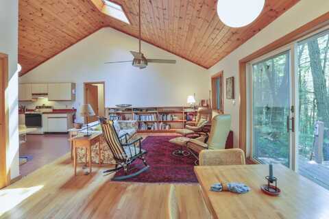 23 Merrifield Road, Liberty, ME 04949