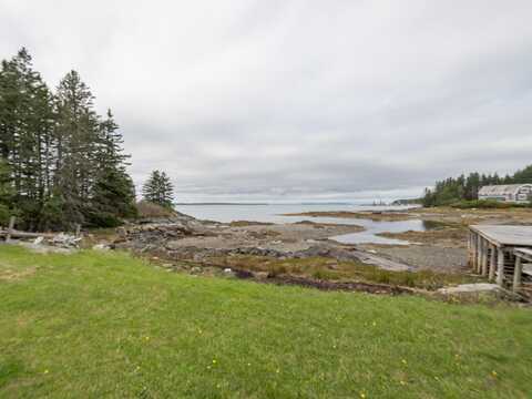 322 Atlantic Road, Swans Island, ME 04685