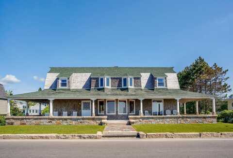 93 Beach Avenue, Kennebunk, ME 04043