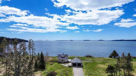 119 Johnson Cove Road, Roque Bluffs, ME 04654