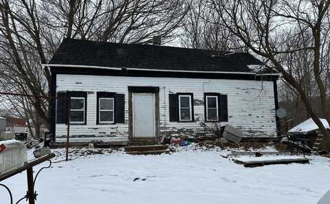 383 Pleasant Street, Rockland, ME 04841