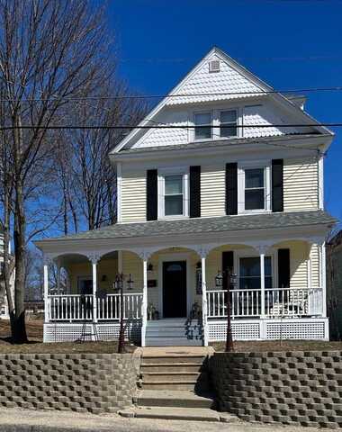 312 Pine Street, Rumford, ME 04276