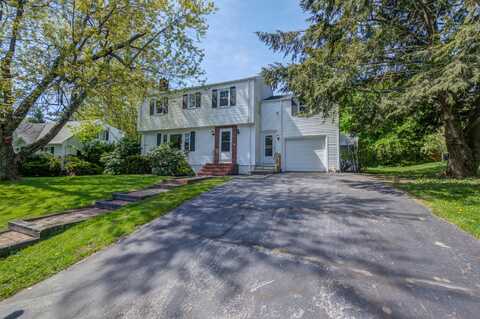 39 Pya Road, Portland, ME 04103