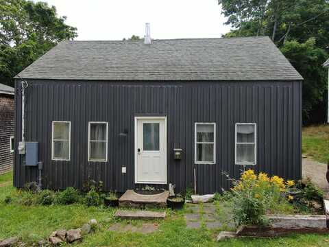 6 Gilman Street, Eastport, ME 04631