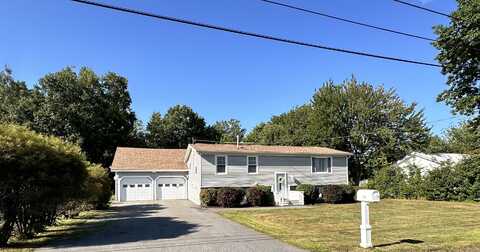 34 Heritage Drive, Millinocket, ME 04462