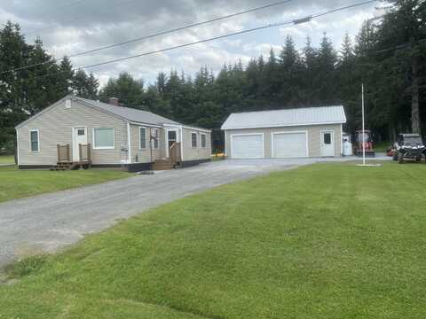 381 River Road, Caribou, ME 04736