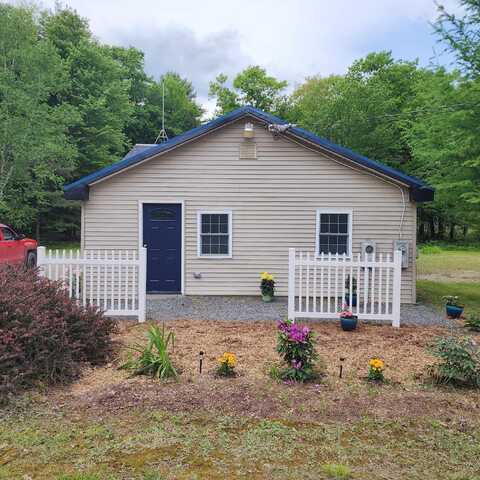 282 River Road, Anson, ME 04958