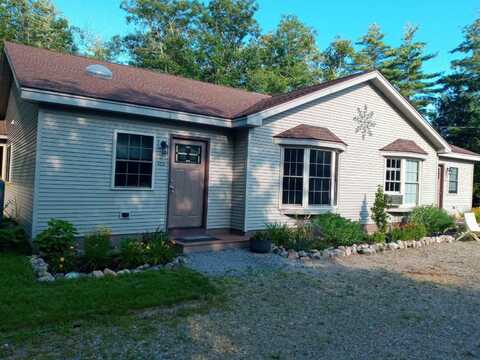 42 Destinee Lane, Naples, ME 04055