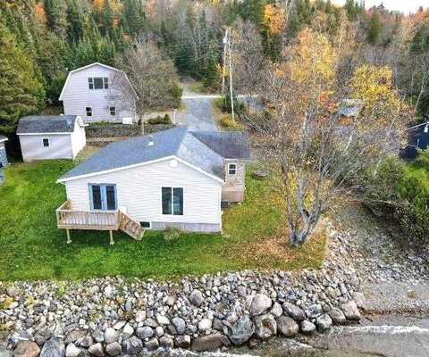 80 E Van Buren Cove Road, T17 R3 WELS, ME 04785