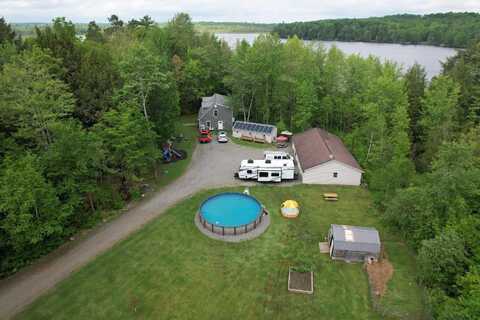 59 Camp Road, Palmyra, ME 04965