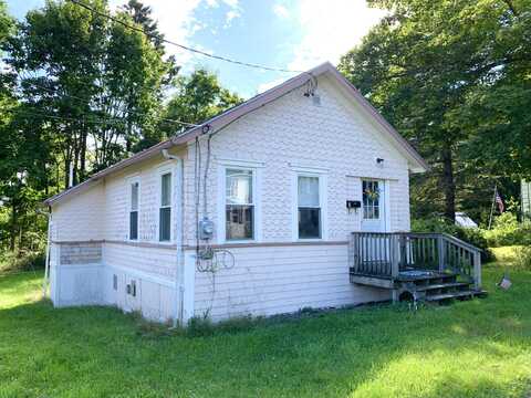 4 Hawkes Avenue, Eastport, ME 04631