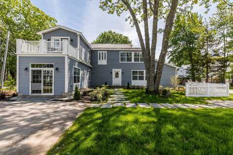 18 Edgewood Avenue, Kennebunkport, ME 04046