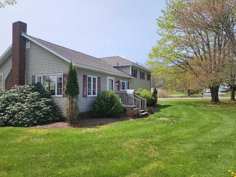 27 Prospect Street, Searsport, ME 04974