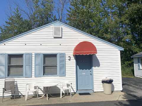 22 Ocean Park Road, Saco, ME 04072