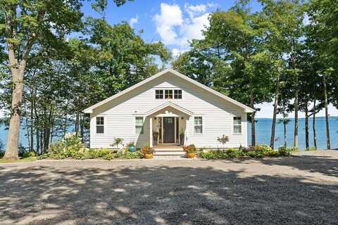 11 Crest Street, Northport, ME 04849