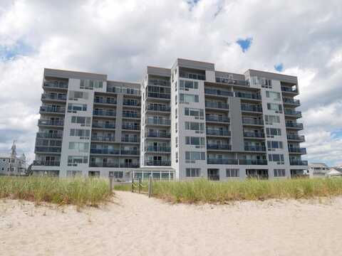 31 E Grand Avenue, Old Orchard Beach, ME 04064