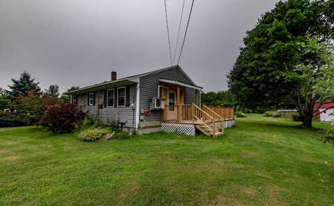 14 Porter Street, Searsport, ME 04974