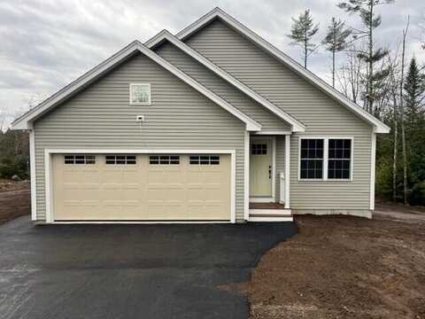 879 Naples Road, Harrison, ME 04040