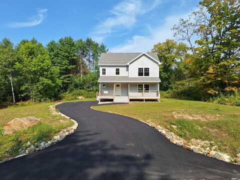 8 Chase Lane, Lewiston, ME 04240