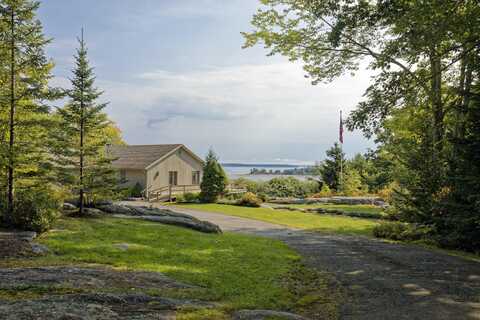 153 Back Shore Road, Bristol, ME 04564