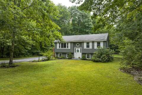 93 Orchard Road, Cumberland, ME 04021