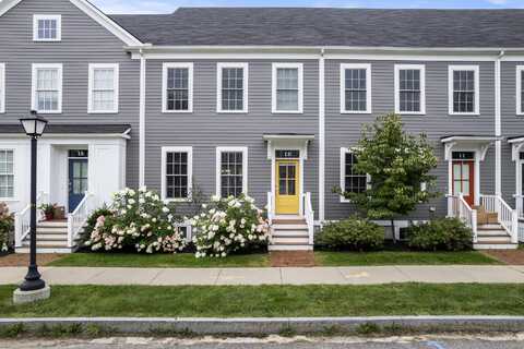 13 Federal Way, Scarborough, ME 04074