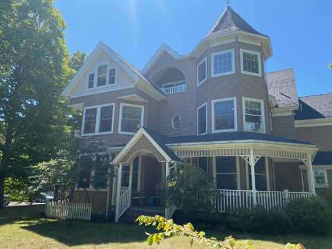 2 Mountain Avenue, Bar Harbor, ME 04609