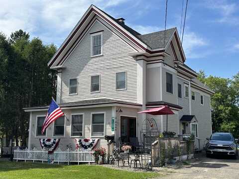 30 Pleasant Street, Houlton, ME 04730