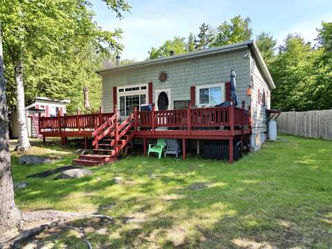 111 Milt's Way, Lincoln, ME 04457