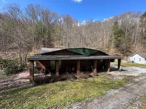 129 Covel Road, MATOAKA, WV 24736