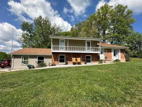 3979 Bozoo Road, PETERSTOWN, WV 24963