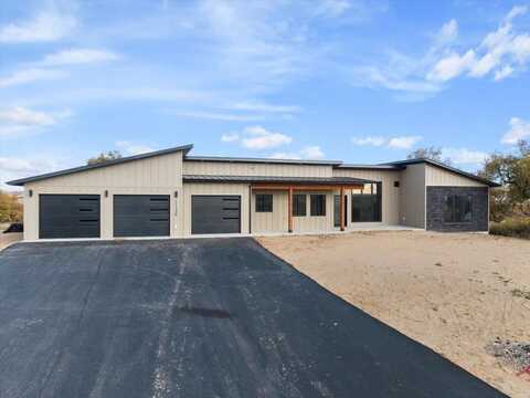 11126 Wagon Box Drive, Belle Fourche, SD 57717